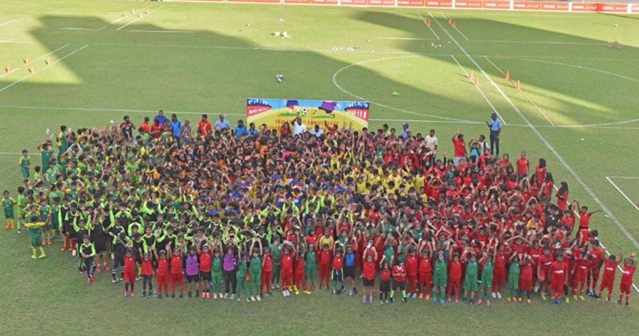 Toure Visits Hulhumale Football School Site After Festival