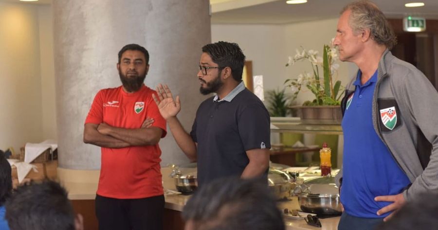 Bassam meets with the team in Qatar